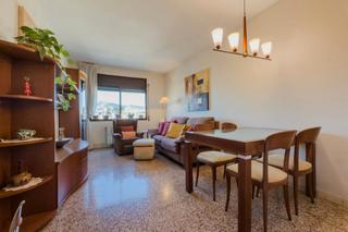 Rent Flat  N/a. Carrer de terra baixa, lhospitalet de llobregat