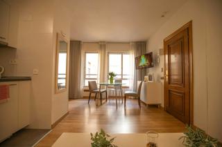 Location Appartement  N/a. Calle de leganitos, madrid