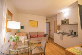 Location Appartement  N/a. Calle de leganitos, madrid