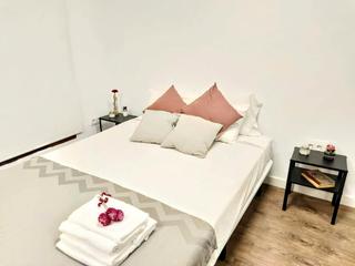 Location Appartement  N/a. Plaça de joan de vilarasa, valencia
