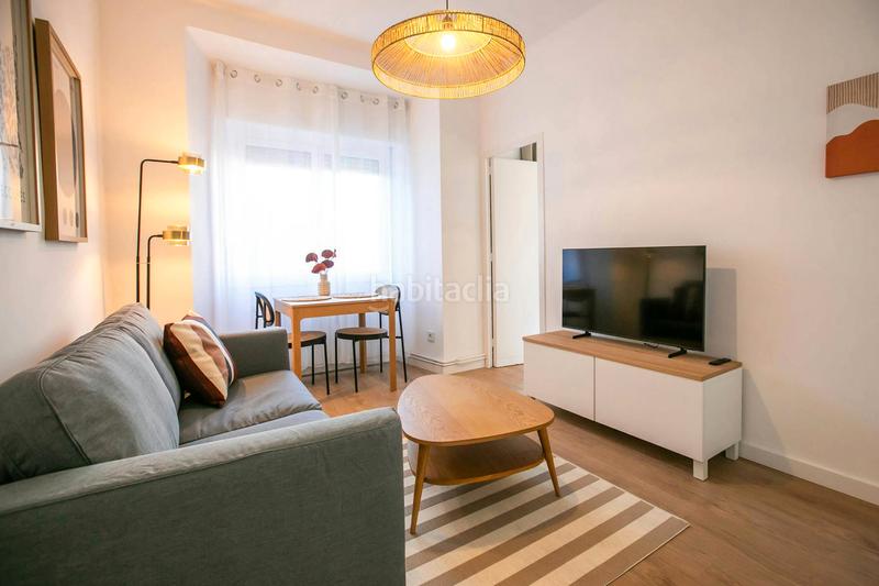 Foto c3915cfe-07ff-4c88-a754-359b3060828b. Rent flat with heating in Vila de Gràcia Barcelona