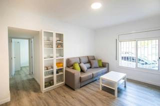 Location Appartement  N/a. Carrer de mossèn amadeu oller, barcelona