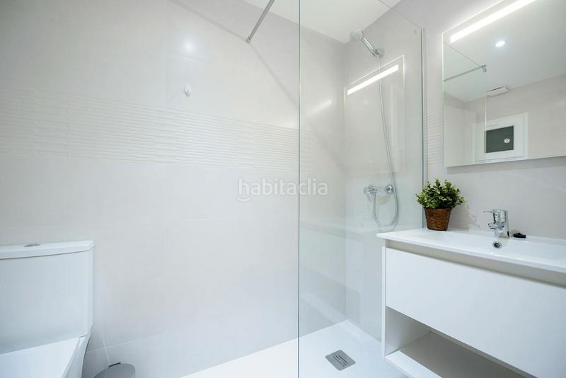 Foto 67f6d5f9-61c9-489e-8dad-9df953066526. Alquiler piso carrer de lactor mauri, en Beteró Valencia