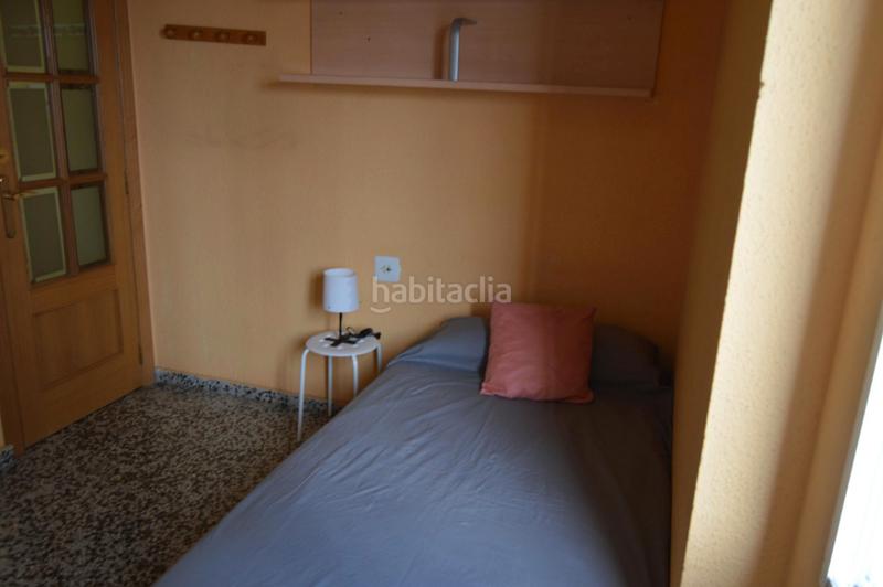 Foto 4a573efd-f132-481d-a1b2-20e3269f6026. Alquiler piso carrer sants just i pastor, en Aiora Valencia