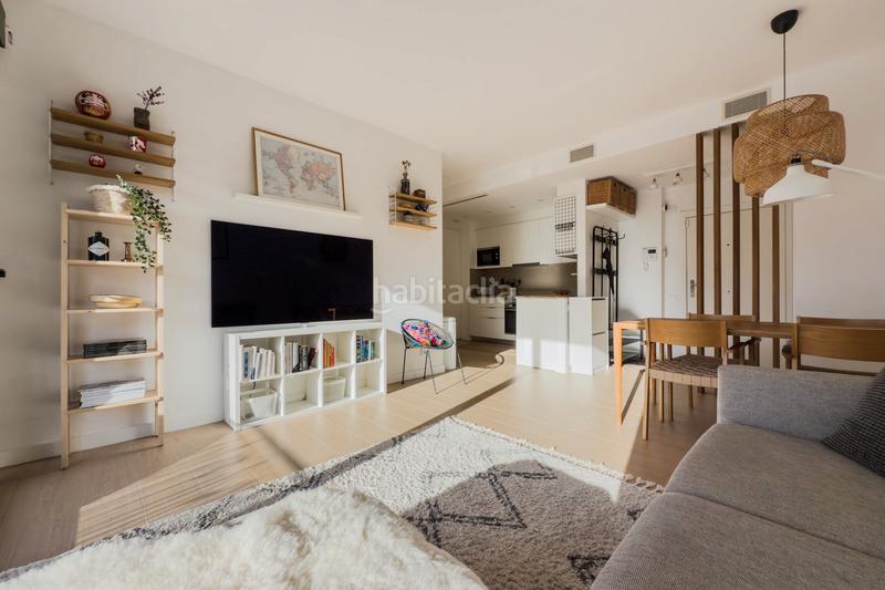 Foto e8a9239e-5fc4-479b-a939-6b9ba2e8ea13. Alquiler piso carrer despronceda, en Poblenou Barcelona