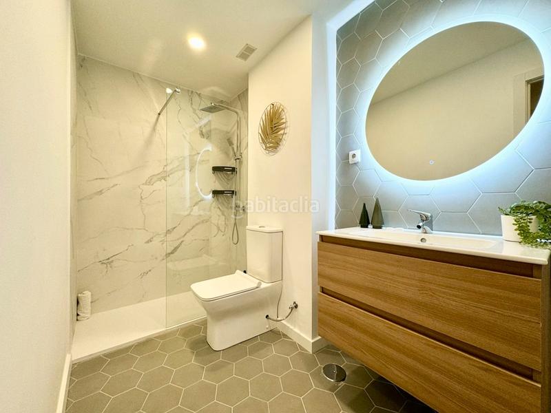 Foto 9cd4e274-6083-49a6-aea1-36e0904186c0. Location appartement dans Cortes-Huertas Madrid