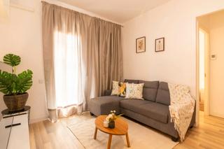 Rent Flat  N/a. Carrer de mas, lhospitalet de llobregat