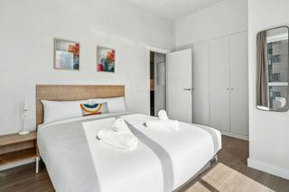 Miete Etagenwohnung  N/a. Calle de josé antonio rebolledo y palma, madrid