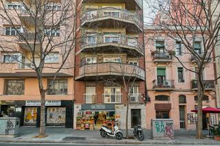 Miete Etagenwohnung  N/a. Carrer de la indústria, barcelona