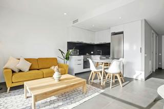 Rent Flat  N/a. Passatge de gutenberg, barcelona