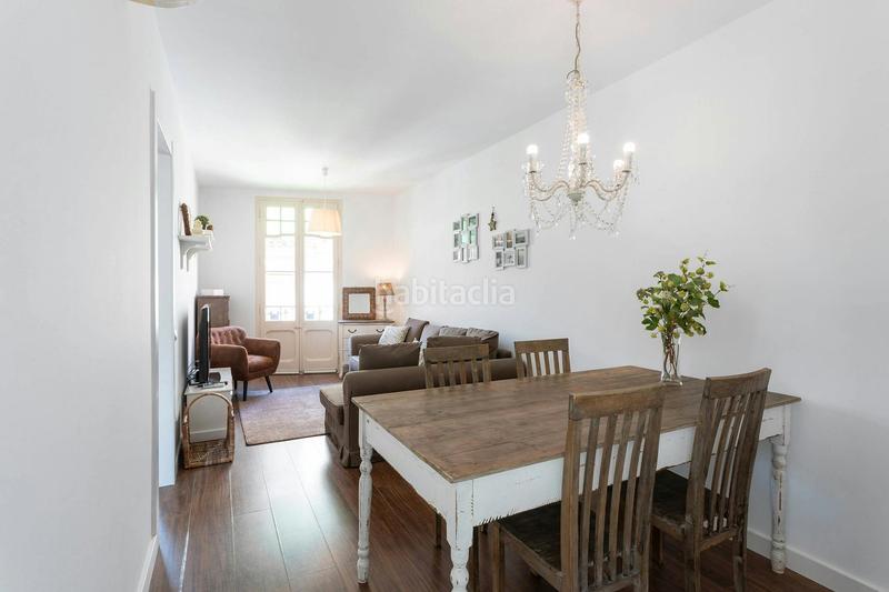 Foto f2fa0470-8659-404e-b201-654060bee43c. Miete etagenwohnung in El Clot Barcelona