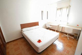 Rent Flat  N/a. Carrer de la república argentina, valencia