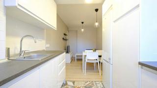 Miete Etagenwohnung  N/a. Calle de benidorm, madrid