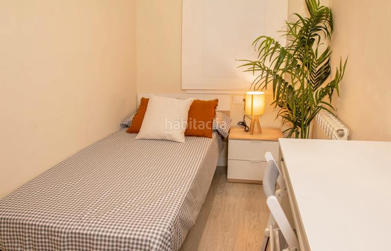 Foto 08a6971f-ecc2-4b75-ba82-dc565dfaa006. Rent flat with heating in Sant Antoni Barcelona