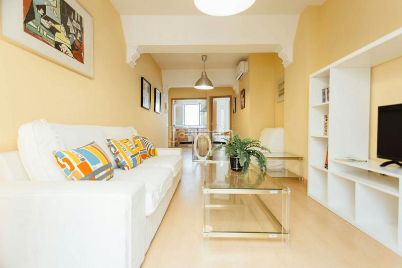 Foto 5f049a5d-8fcb-4486-b3f3-883dee193e95. Alquiler piso calle josé gestoso, en Encarnación - Regina Sevilla