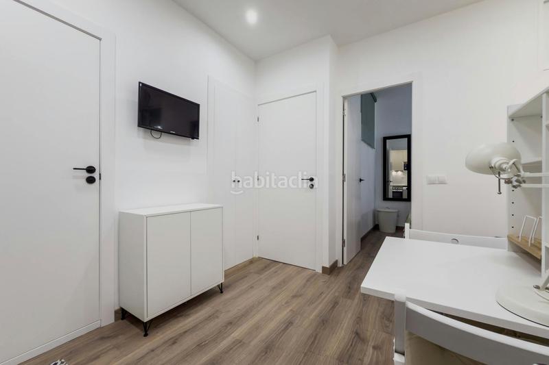 Foto 3d3fe821-170e-43f1-949d-e185853df9f0. Affitto appartamento con riscaldamento in Raval Barcelona