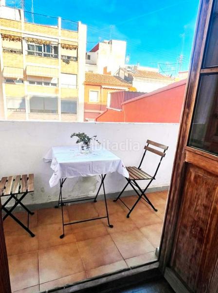 Foto a0191eb4-a988-43d6-9465-f1d4d8623939. Alquiler piso carrer bernabé garcía, en Natzaret Valencia