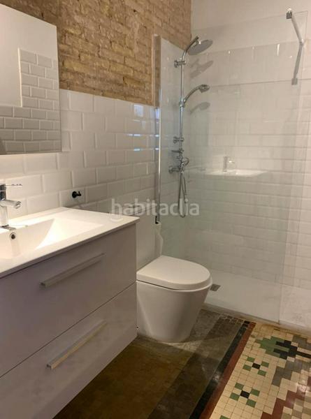 Foto b11b6039-5bc5-4252-a0fe-f0480c397d12. Alquiler piso carrer bernabé garcía, en Natzaret Valencia