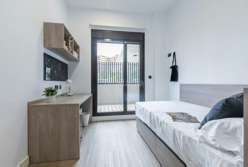 Foto cd7c86c0-0fc5-4812-b42f-37c51924610b. Alquiler edificio calle de sinesio delgado, en Almenara-Ventilla Madrid