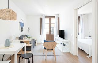Miete Etagenwohnung  N/a. Carrer de la ciutat, barcelona