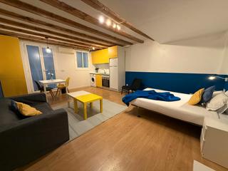Rent Flat  N/a. Carrer de ferran, barcelona