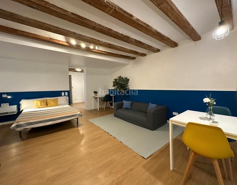 Foto 9f33977e-7666-4496-9901-6f27086aaebb. Rent flat in Gòtic Barcelona