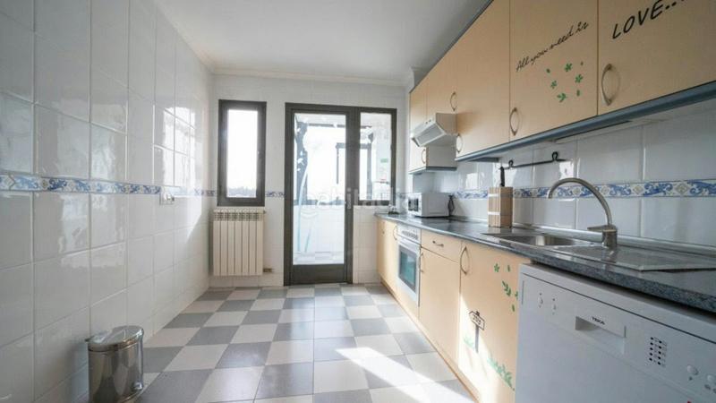 Foto 8d94324d-29de-4132-8604-d238f694d89c. Rent flat with heating in Imperial Madrid