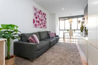 Miete Etagenwohnung  N/a. Carrer de valència, barcelona