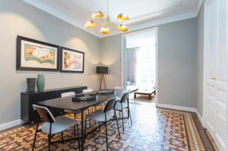 Location Appartement  N/a. Carrer de valència, barcelona