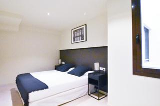 Location Appartement  N/a. Carrer de la reina cristina, barcelona