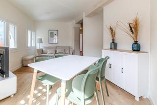 Rent Flat  N/a. Calle pinos alta, madrid