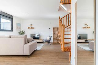 Rent Flat  N/a. Calle de matilde landa, madrid