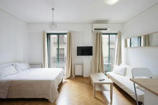 Location Appartement  N/a. Calle de las hileras, madrid