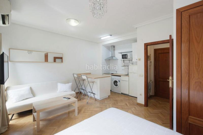Foto e4cfeeca-58a7-4c7f-afa1-a388f7353e17. Rent flat with heating in Sol Madrid