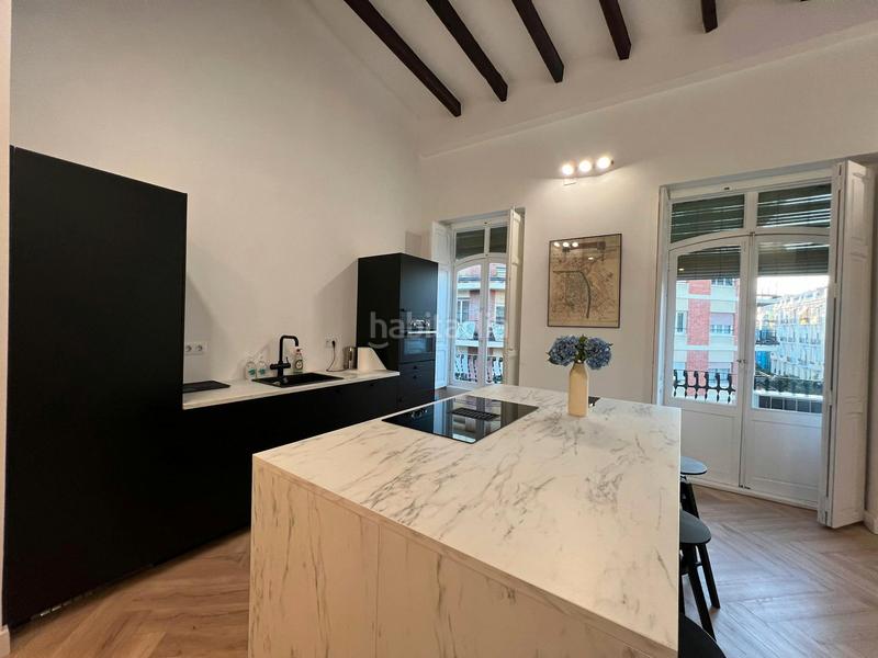Foto b8e7b6f3-b48d-4fc4-8bdd-1b85264c40d9. Alquiler piso carrer de cadis, en Russafa Valencia