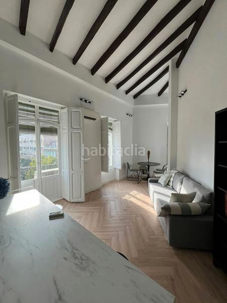 Foto c4f6b4ea-e342-4d72-83a8-ff045461e20a. Lloguer pis a Russafa Valencia