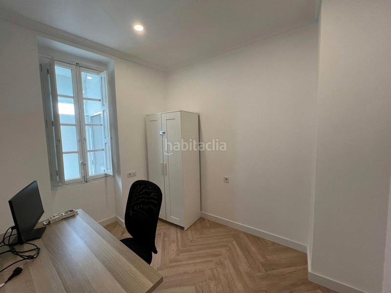 Foto e54c950b-eb79-4a8a-8485-ff10d64c5946. Lloguer pis a Russafa Valencia