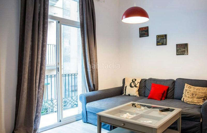 Foto 893cd419-0063-4b15-b68e-e547b0e3c3ff. Lloguer pis a Raval Barcelona