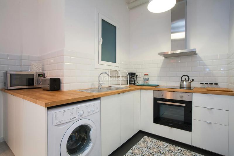 Foto ed7fe4d0-e14e-401b-b90a-6778ba671bbd. Miete etagenwohnung in Raval Barcelona