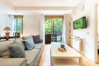 Rent Flat  N/a. Calle de orense, madrid