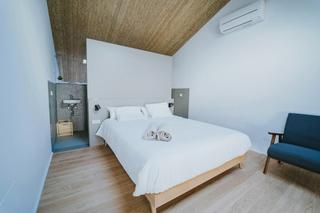 Location Appartement  N/a. Calle de oudrid, madrid