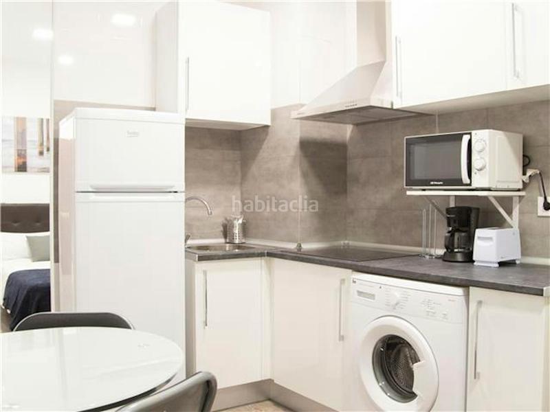 Foto 9095446c-fe49-4c29-8600-249d21e8b928. Rent flat with heating in Embajadores-Lavapiés Madrid