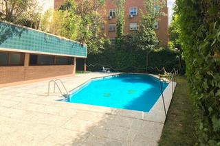 Location Appartement  N/a. Calle de menéndez pidal, madrid