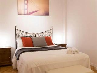 Miete Etagenwohnung  N/a. Calle de la cruzada, madrid