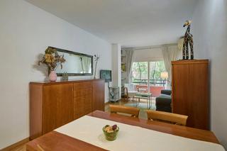 Rent Flat  N/a. Carrer de valència, barcelona