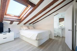 Miete Etagenwohnung  N/a. Calle de san lorenzo, madrid