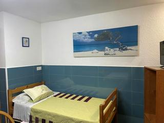 Alquiler Piso  N/a. Rambla catalana, lhospitalet de llobregat