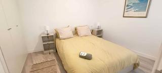 Location Appartement  N/a. Calle de evaristo san miguel, madrid