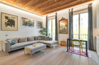 Location Appartement  N/a. Carrer daragó, barcelona