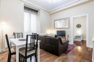 Miete Etagenwohnung  N/a. Calle del arenal, madrid